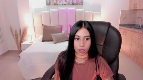 miranda_crawfor online show from October 9, 11:53 pm