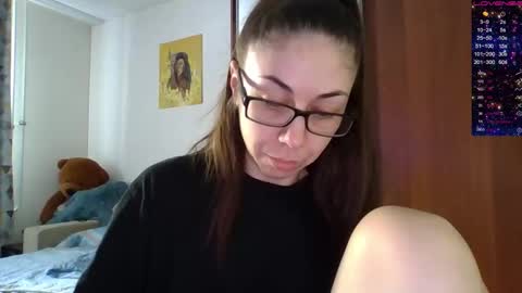 Snapshot of miranda_wish chatting on February 25, 5:08 am MIRANDA online show from February 25, 5:08 am