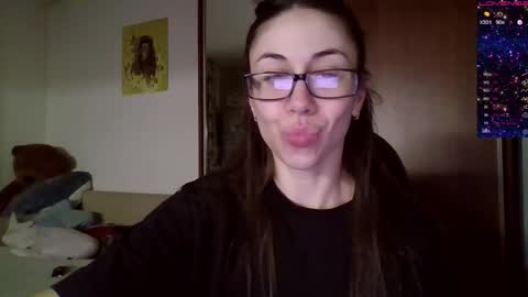 Snapshot of miranda_wish chatting on January 27, 2:13 pm MIRANDA online show from January 27, 2:13 pm