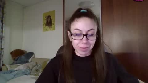 Snapshot of miranda_wish chatting on December 19, 6:56 pm MIRANDA online show from December 19, 6:56 pm