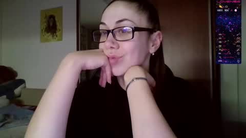 Snapshot of miranda_wish chatting on January 8, 5:37 pm MIRANDA online show from January 8, 5:37 pm