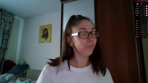 Snapshot of miranda_wish chatting on September 23, 5:27 am MIRANDA online show from September 23, 5:27 am