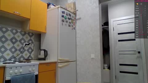 Snapshot of miranda_wish chatting on October 12, 1:02 pm MIRANDA online show from October 12, 1:02 pm