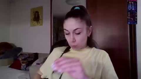 Snapshot of miranda_wish chatting on March 6, 12:30 pm MIRANDA online show from March 6, 12:30 pm