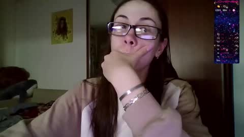 Snapshot of miranda_wish chatting on December 30, 4:51 pm MIRANDA online show from December 30, 4:51 pm