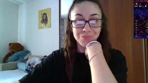 Snapshot of miranda_wish chatting on February 6, 4:53 am MIRANDA online show from February 6, 4:53 am