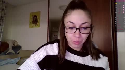 Snapshot of miranda_wish chatting on September 17, 2:04 pm MIRANDA online show from September 17, 2:04 pm