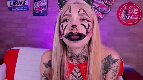 miss___angel online show from January 6, 6:33 pm