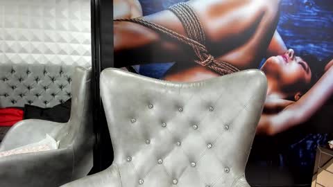 Camila online show from February 19, 2:44 am