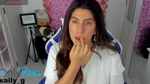 miss_adams01 online show from December 17, 8:54 pm