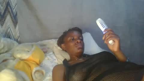 miss_belllo online show from March 8, 9:35 am