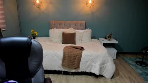 Cataleya online show from November 5, 11:48 am