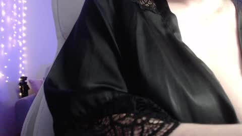 liza online show from December 15, 3:42 pm