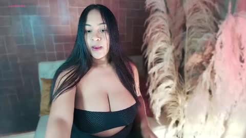 miss_deyan online show from March 10, 1:10 pm