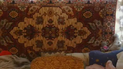 Elis online show from November 10, 4:24 pm