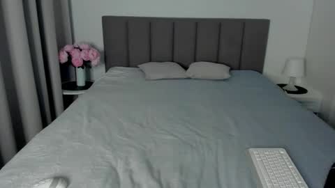 Emily online show from February 15, 6:12 pm