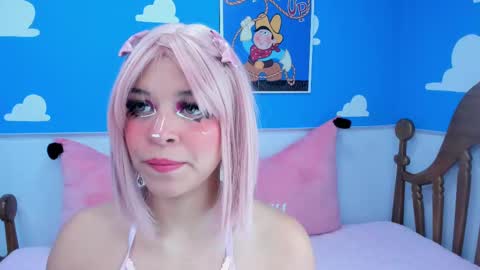 miss_lucyla online show from October 6, 11:05 am