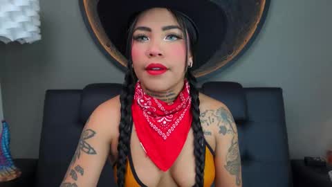 Vaiolette online show from October 18, 11:24 am