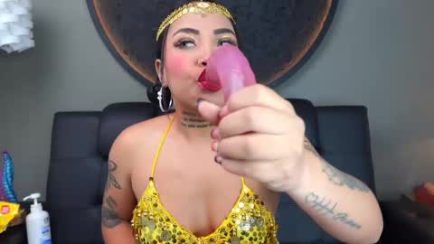 Vaiolette online show from November 29, 11:47 am