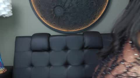 Vaiolette online show from November 7, 11:27 am