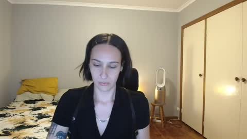 MissCarmilla444 online show from September 25, 4:00 am