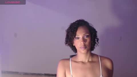 Donna di Diamanti online show from October 22, 11:10 pm