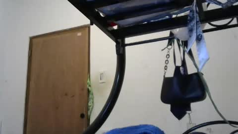 Jona online show from February 15, 6:44 pm