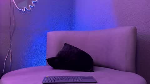 misskathyfox online show from October 28, 7:52 pm