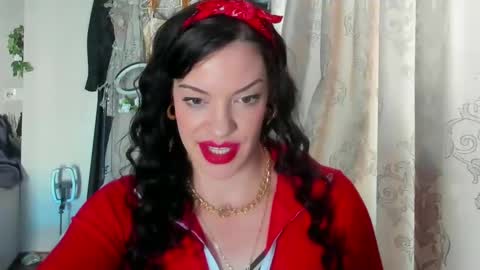 Snapshot of misslilymariaxo chatting on January 13, 8:47 am Mistress Lily Maria online show from January 13, 8:47 am