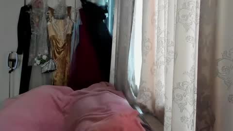 Snapshot of misslilymariaxo chatting on December 2, 10:16 am Mistress Lily Maria online show from December 2, 10:16 am