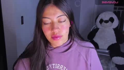 missloren333 online show from October 3, 10:53 am