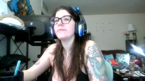 MissMona online show from February 18, 11:20 am