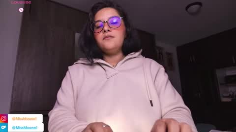 MissMoon online show from November 4, 11:32 pm