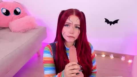 Snapshot of misspaulina__ chatting on October 21, 12:25 am Pau Giraldo online show from October 21, 12:25 am