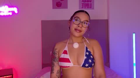 Missy Gainer online show from October 28, 12:05 am