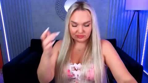 missyymarty online show from November 21, 10:17 am