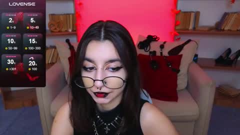 Marcelline online show from October 4, 10:10 am