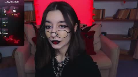 Marcelline online show from September 25, 10:47 am