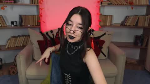 Marcelline online show from September 20, 10:13 am