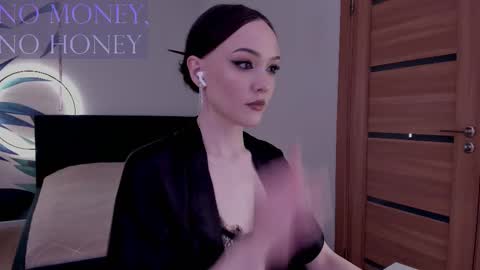 Mistress Mia online show from December 1, 11:25 am