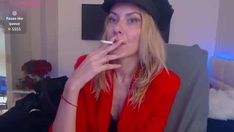 MistressEvelyn  online show from October 22, 10:31 am