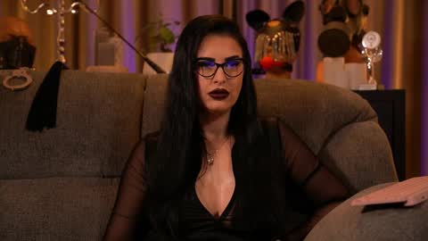 Mistress Kelly online show from November 11, 12:50 am