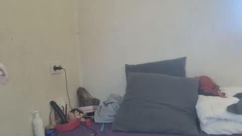 mistressmilly32 online show from February 21, 2:40 pm