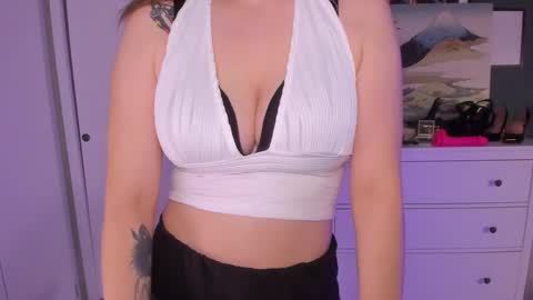 SANDY online show from October 15, 9:06 pm