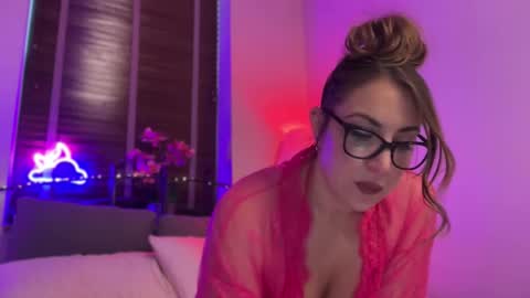 Miss X online show from December 5, 2:18 pm