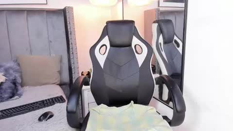 miyu_komori online show from February 28, 1:21 pm