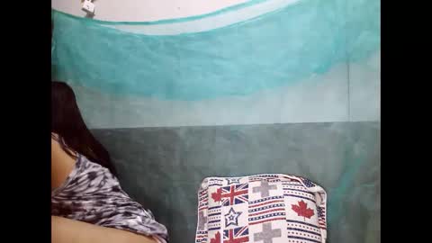 Snapshot of mizindependent chatting on January 31, 11:03 am Cutiepie online show from January 31, 11:03 am