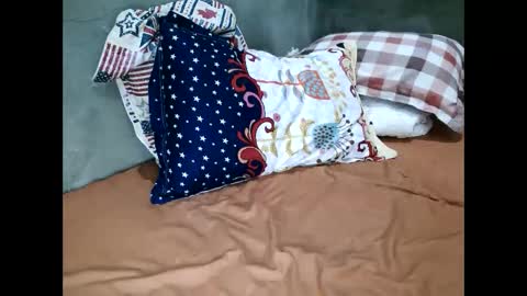 Snapshot of mizindependent chatting on February 18, 3:10 am Cutiepie online show from February 18, 3:10 am