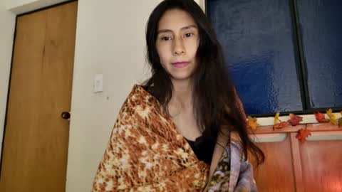 MoonLipson online show from September 17, 6:33 am