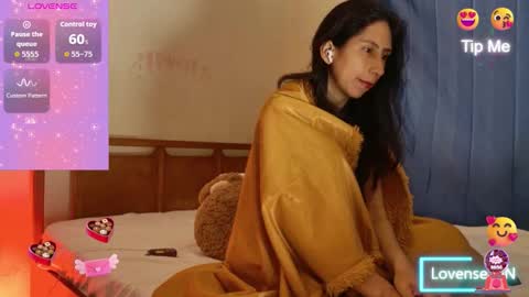 MoonLipson online show from February 12, 11:01 am